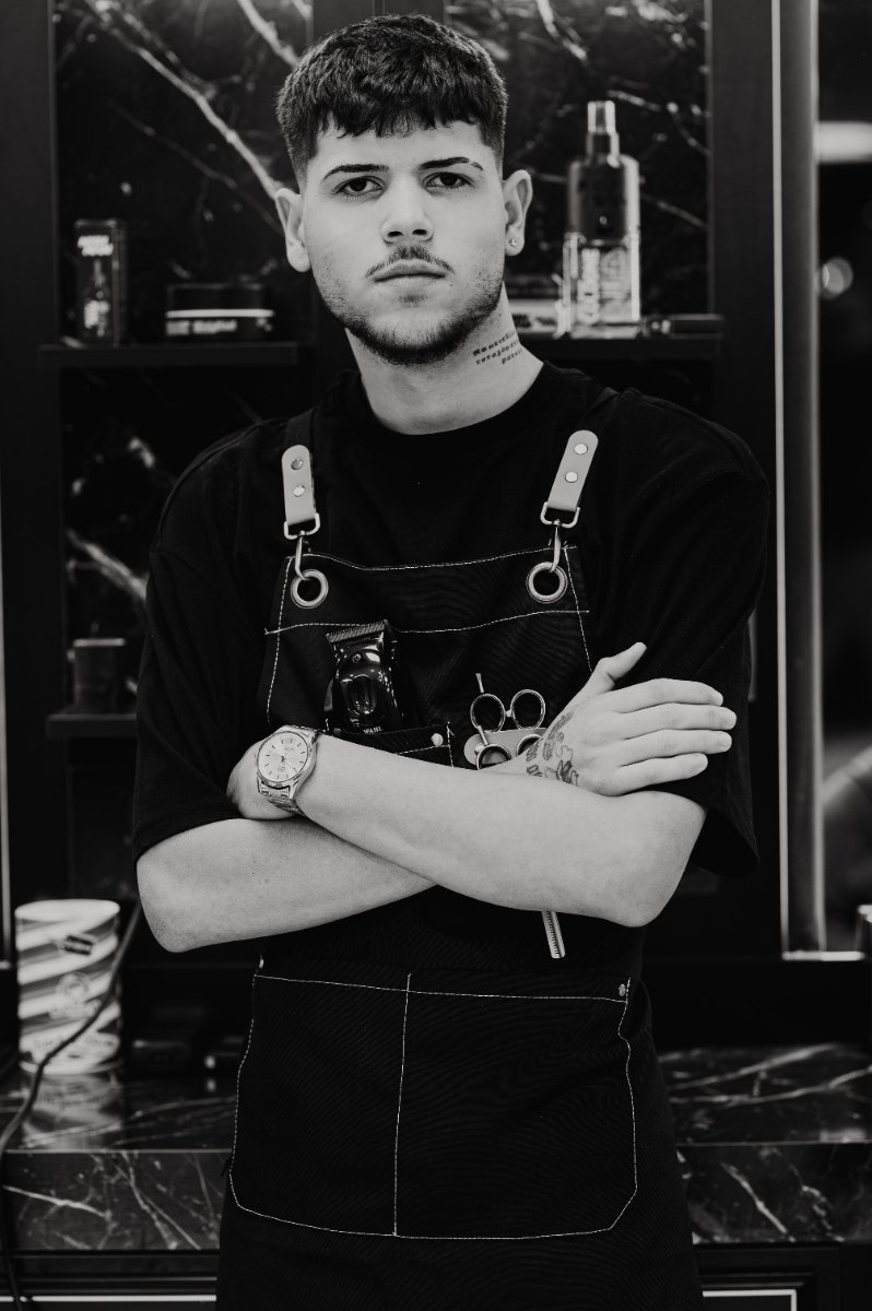 Миро, барбър и фризьор в Bohemia Barber